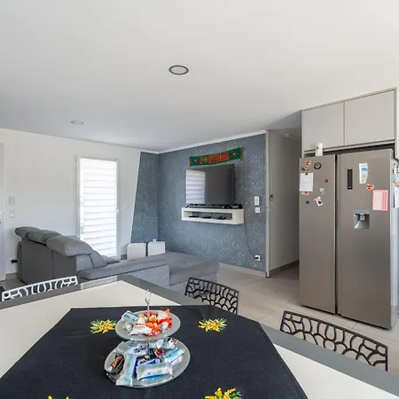Maison A - 6 Vacanciers - Proche Et Plages - Fr-1-319-613