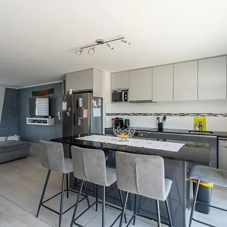 Maison A - 6 Vacanciers - Proche Et Plages - Fr-1-319-613 * Parentis-en-Born